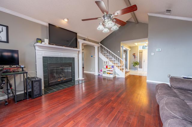 106 Foxrun Cove, Jacksonville, AR 72076