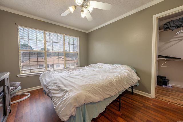 106 Foxrun Cove, Jacksonville, AR 72076