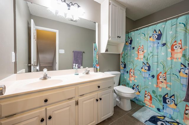 106 Foxrun Cove, Jacksonville, AR 72076