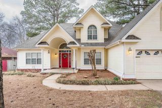 106 Foxrun Cove, Jacksonville, AR 72076
