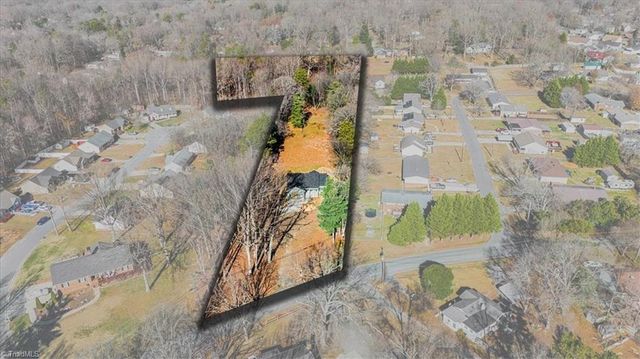 125 Albertson Road, Thomasville, NC 27360