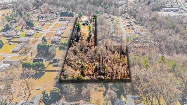 125 Albertson Road, Thomasville, NC 27360