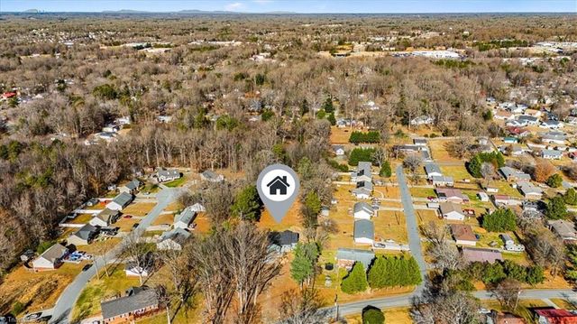 125 Albertson Road, Thomasville, NC 27360