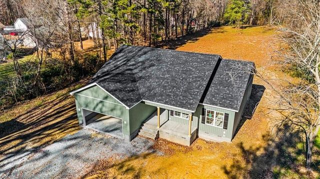 125 Albertson Road, Thomasville, NC 27360