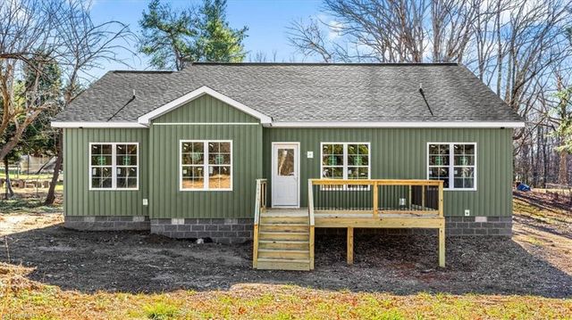 125 Albertson Road, Thomasville, NC 27360