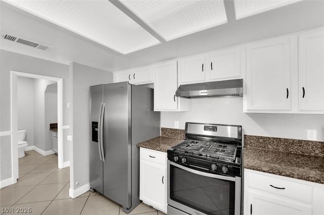 1421 Bellglen Drive, Las Vegas, NV 89128