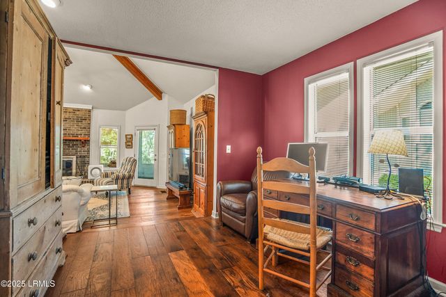 23 Tuscarora Avenue, Beaufort, SC 29907