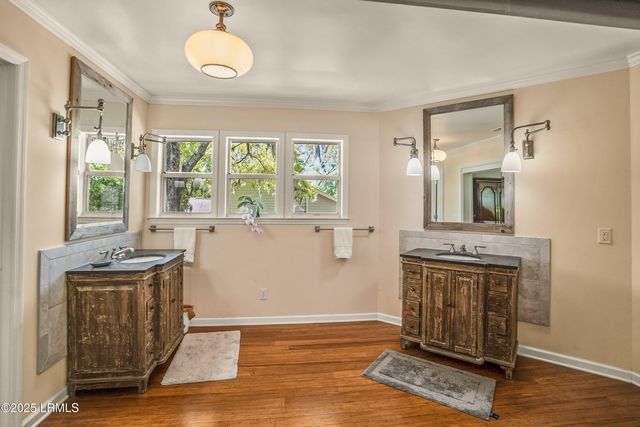 23 Tuscarora Avenue, Beaufort, SC 29907