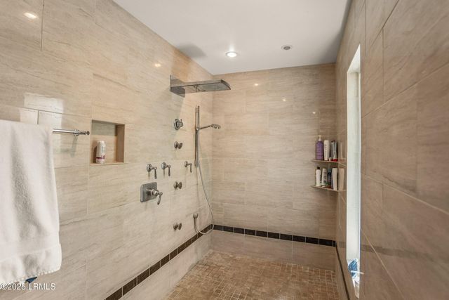 23 Tuscarora Avenue, Beaufort, SC 29907