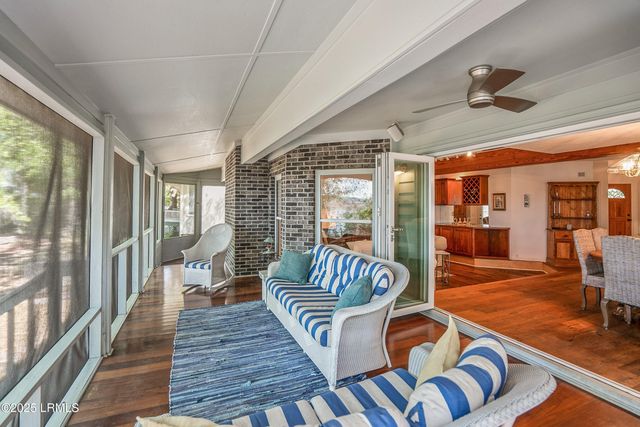 23 Tuscarora Avenue, Beaufort, SC 29907