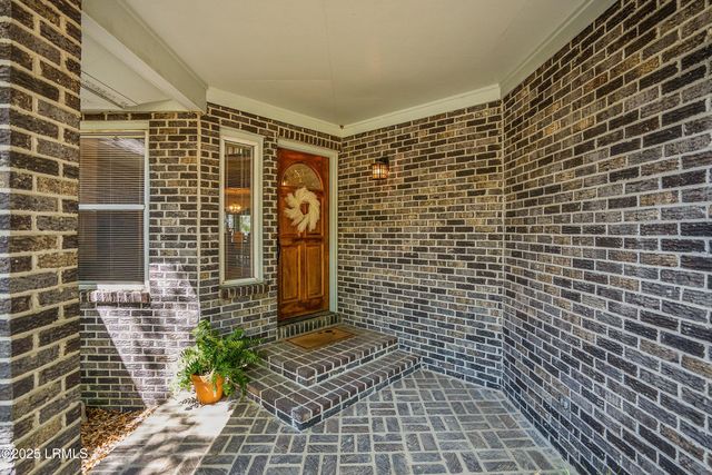 23 Tuscarora Avenue, Beaufort, SC 29907