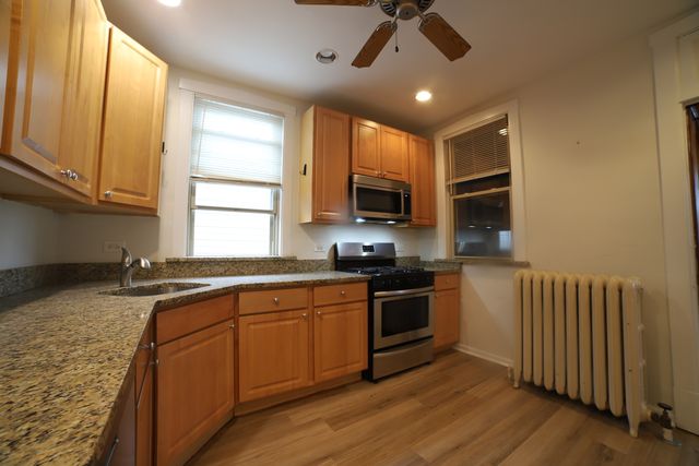 3733 N Christiana Avenue 1, Chicago, IL 60618