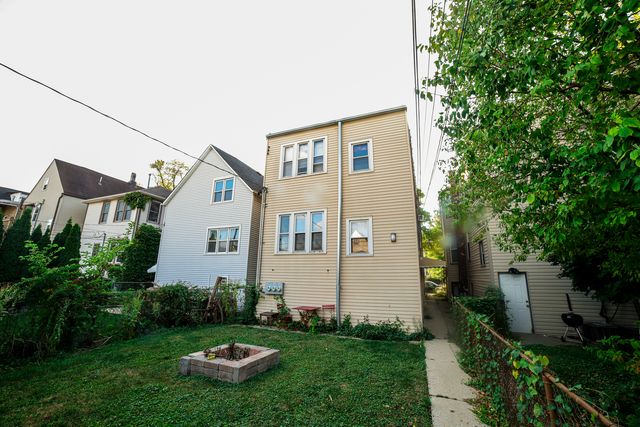 3733 N Christiana Avenue 1, Chicago, IL 60618