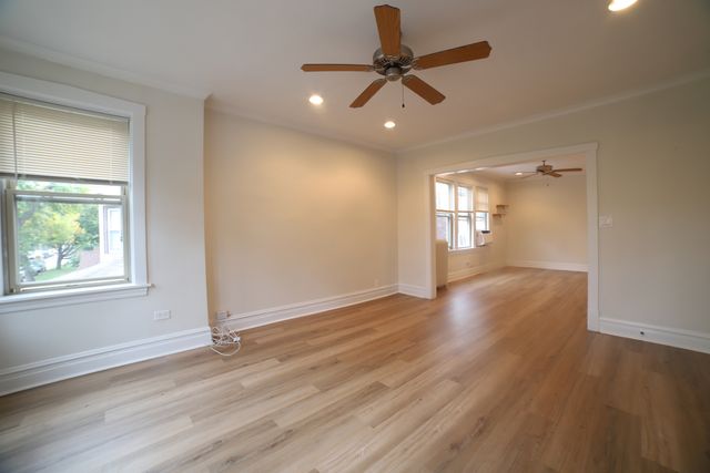 3733 N Christiana Avenue 1, Chicago, IL 60618