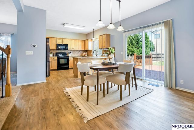 1709 Diane Street, Papillion, NE 68046