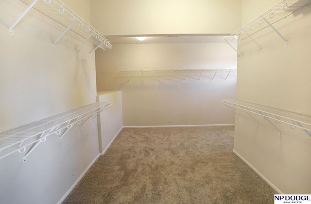 1709 Diane Street, Papillion, NE 68046