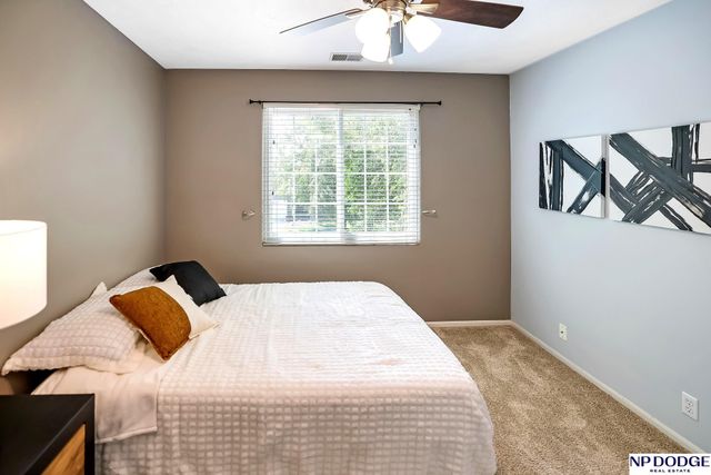 1709 Diane Street, Papillion, NE 68046