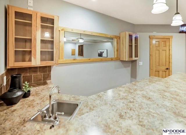 1709 Diane Street, Papillion, NE 68046