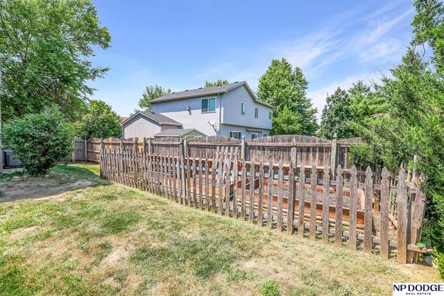 1709 Diane Street, Papillion, NE 68046