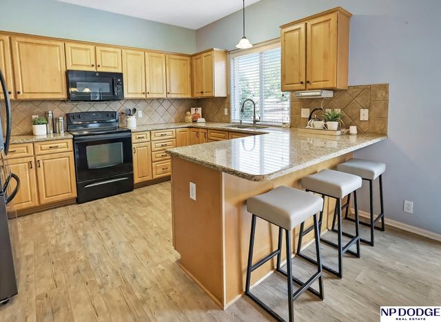 1709 Diane Street, Papillion, NE 68046