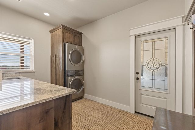 13917 HWY 82, Tahlequah, OK 74464