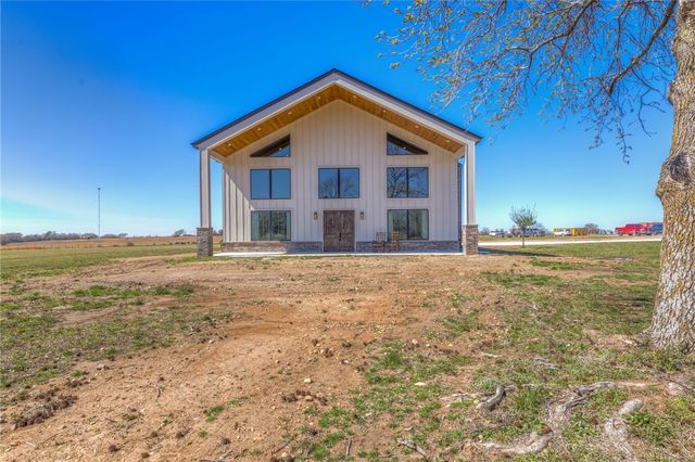 13917 HWY 82, Tahlequah, OK 74464