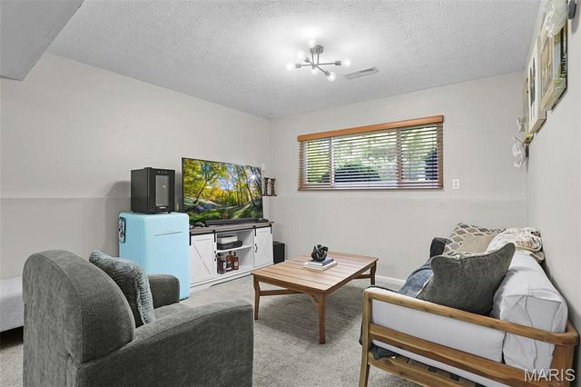 1540 Weber Drive, Edwardsville, IL 62025
