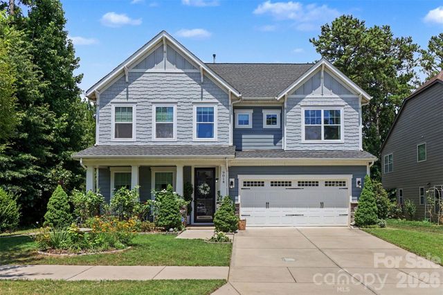 9014 Manor Oak Court, Charlotte, NC 28277