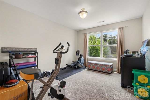 9014 Manor Oak Court, Charlotte, NC 28277
