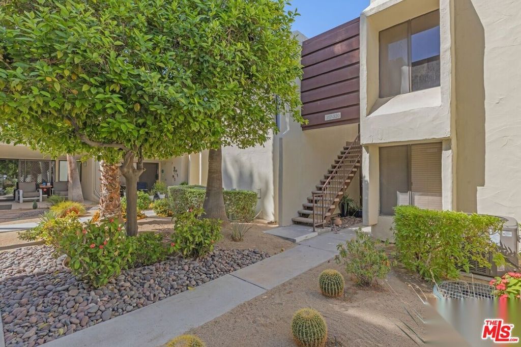 Image 27 of property listing at 1655 E Palm Canyon Drive 318, Palm Springs, CA 92264