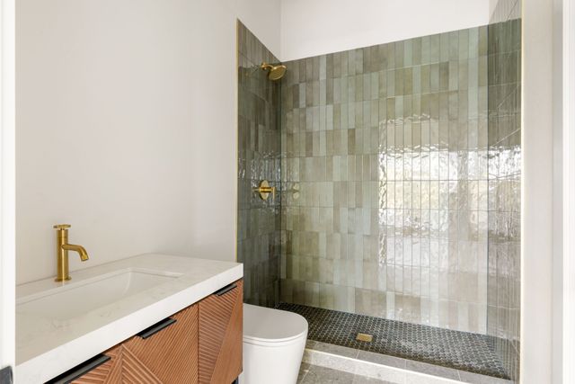 5525 Charlestown Drive, Dallas, TX 75230