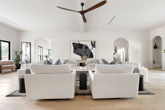 5525 Charlestown Drive, Dallas, TX 75230