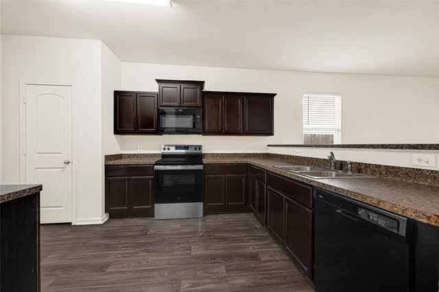 10506 Pine Landing Drive, Houston, TX 77088