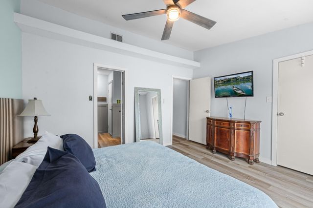 3506 Cove View Boulevard 102, Galveston, TX 77554