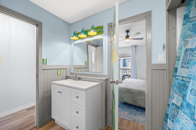 3506 Cove View Boulevard 102, Galveston, TX 77554