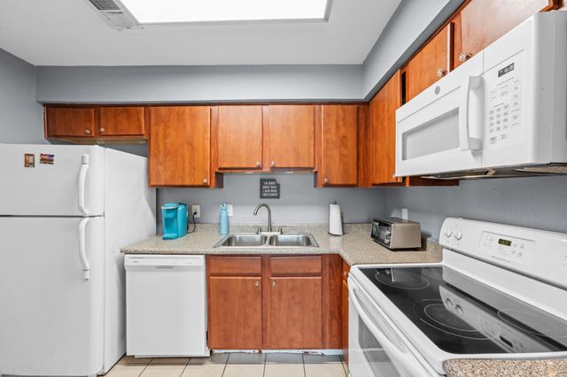 3506 Cove View Boulevard 102, Galveston, TX 77554