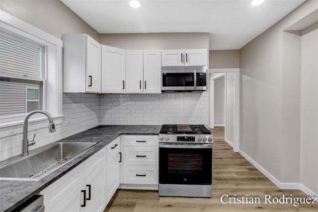 145 Straight Avenue, Grand Rapids, MI 49504