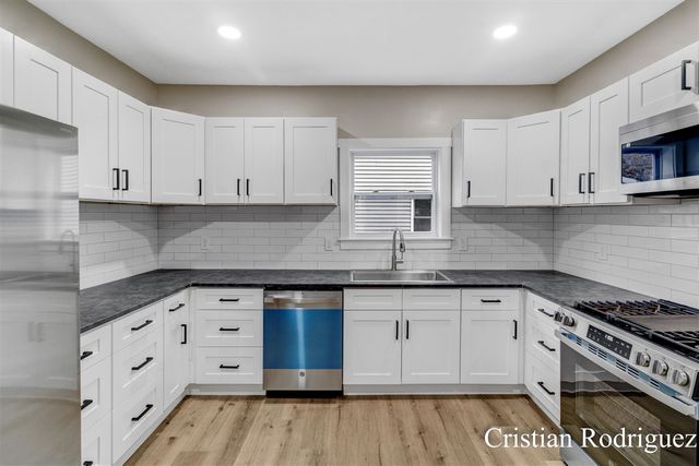 145 Straight Avenue, Grand Rapids, MI 49504