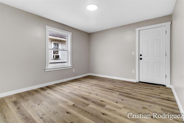 145 Straight Avenue, Grand Rapids, MI 49504