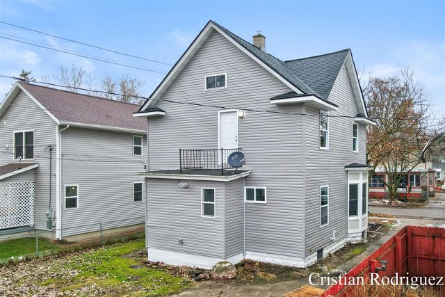 145 Straight Avenue, Grand Rapids, MI 49504