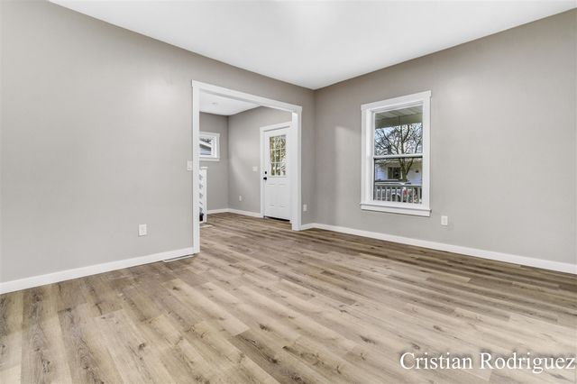 145 Straight Avenue, Grand Rapids, MI 49504