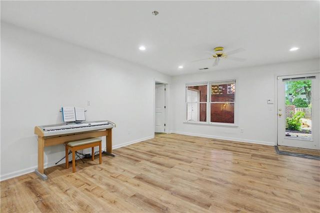 6265 Buckingham Circle, Cumming, GA 30040