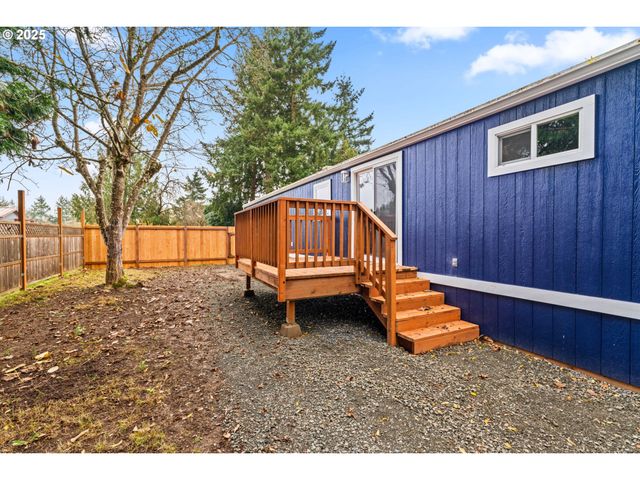 27645 SNYDER Rd, Junction City, OR 97448