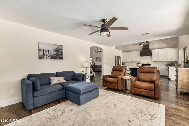 3221 E SAN REMO Avenue, Gilbert, AZ 85234