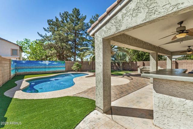 3221 E SAN REMO Avenue, Gilbert, AZ 85234