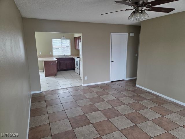 907 North Major Avenue, Henderson, NV 89015