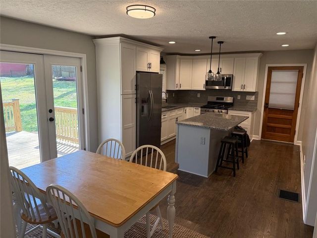 515 Rebecca Street, Lawrenceville, GA 30046