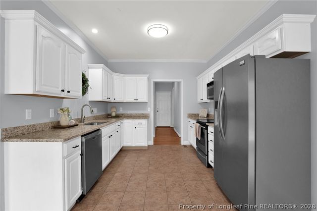 6980 Glynn Mill Farm Drive, Fayetteville, NC 28306