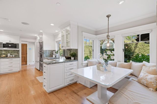 150 Doherty Way, Redwood City, CA 94061