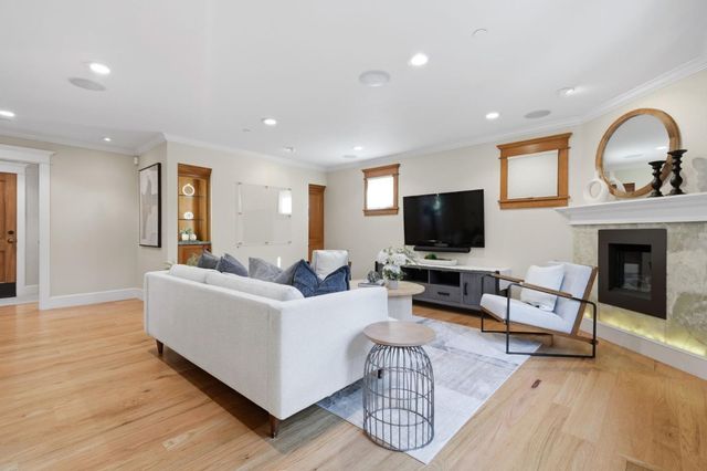 150 Doherty Way, Redwood City, CA 94061